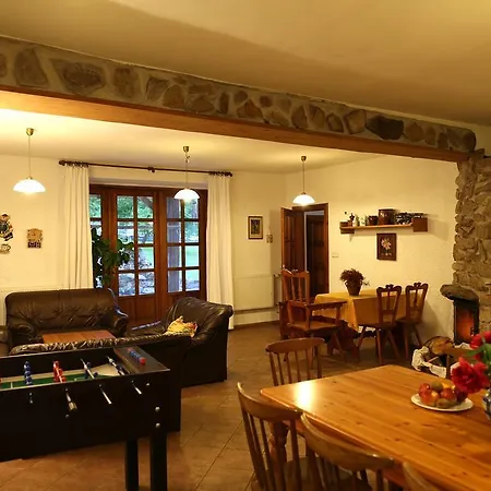 Motyli Louka Πανσιόν 2*